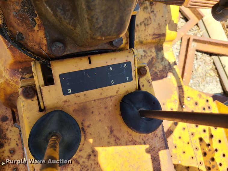 image for item FX9517 John Deere 301A  tractor