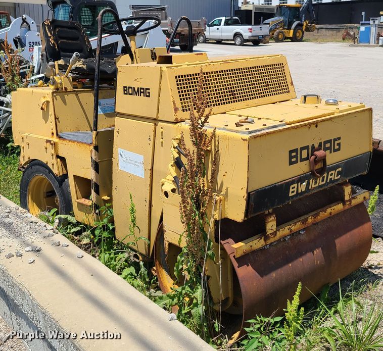 image for item FX9518 Bomag BW100AC  combination roller