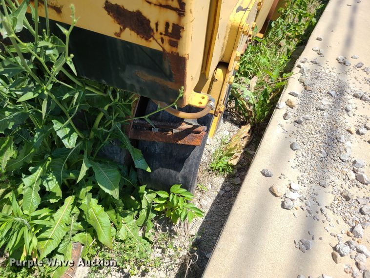 image for item FX9518 Bomag BW100AC  combination roller