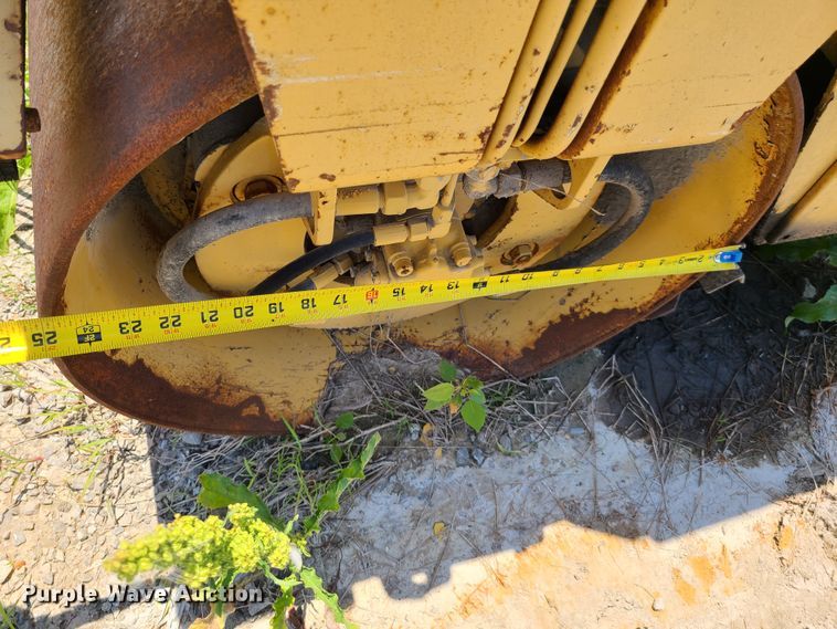 image for item FX9518 Bomag BW100AC  combination roller