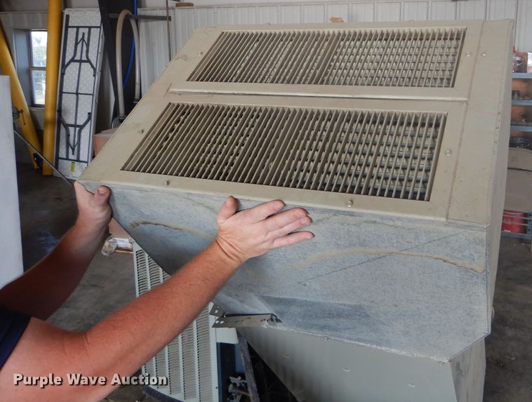 image for item FY9136 Trane 4TTB3060D1000AA AC unit