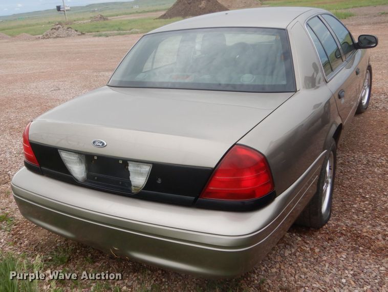 image for item GA9042 2007 Ford Crown Victoria Police Interceptor