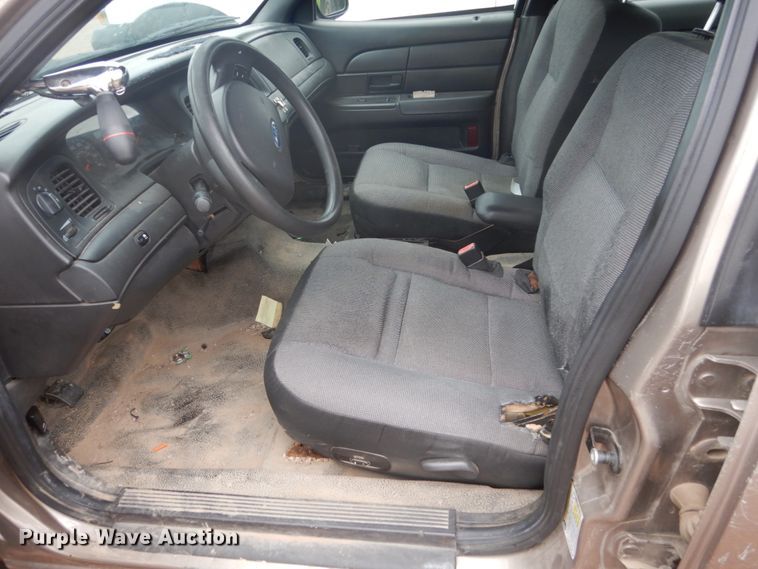 image for item GA9042 2007 Ford Crown Victoria Police Interceptor