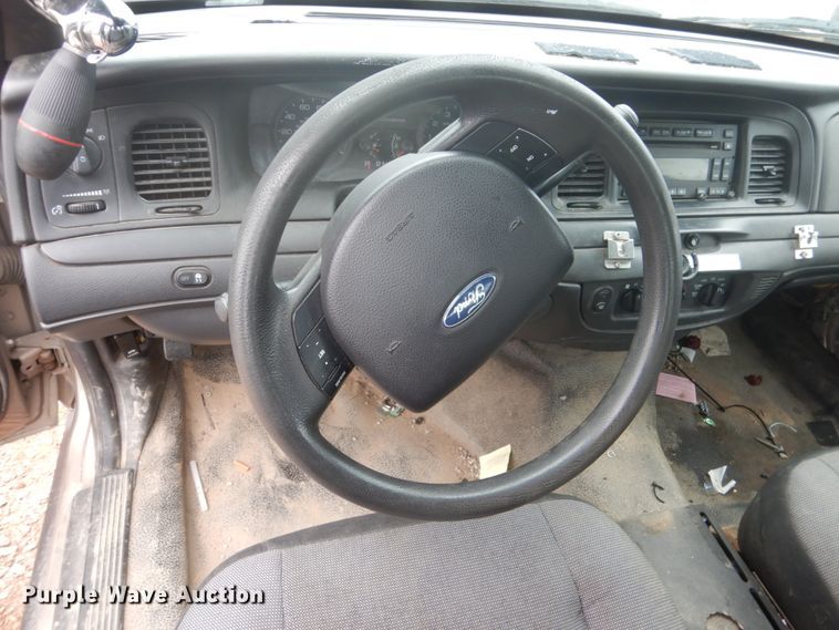 image for item GA9042 2007 Ford Crown Victoria Police Interceptor