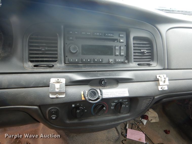 image for item GA9042 2007 Ford Crown Victoria Police Interceptor