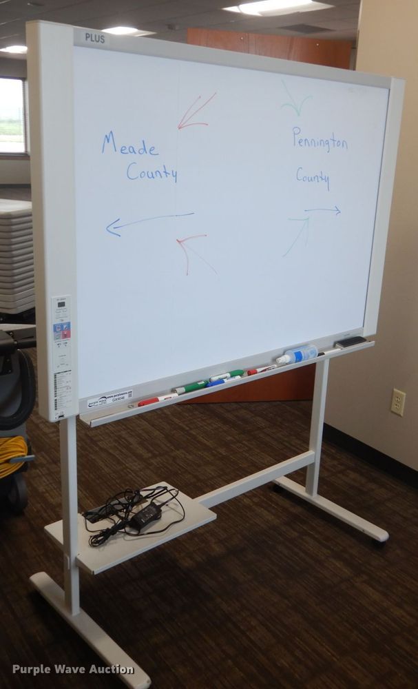 image for item GA9046 Make Board N-204 electronic dry erase board