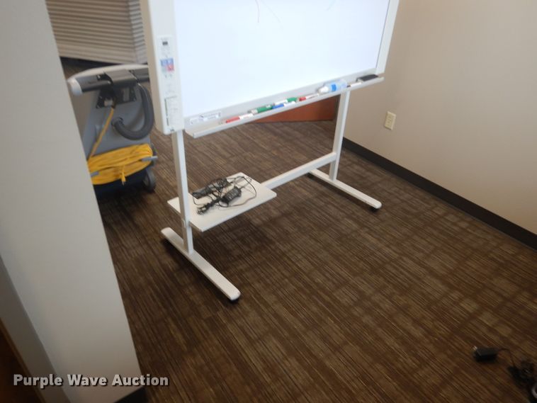 image for item GA9046 Make Board N-204 electronic dry erase board