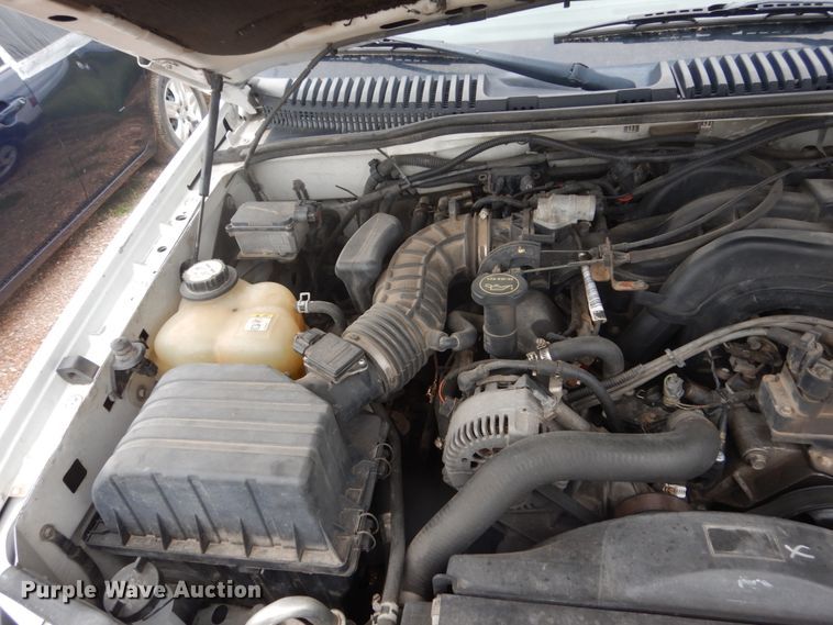 image for item GA9047 2003 Ford Explorer  SUV