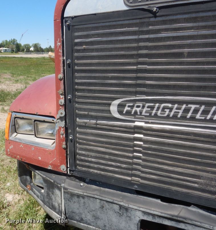 image for item GA9053 1989 Freightliner FLD  semi truck