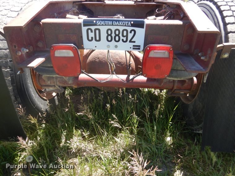 image for item GA9053 1989 Freightliner FLD  semi truck