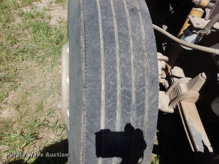 image for item GA9053 1989 Freightliner FLD  semi truck