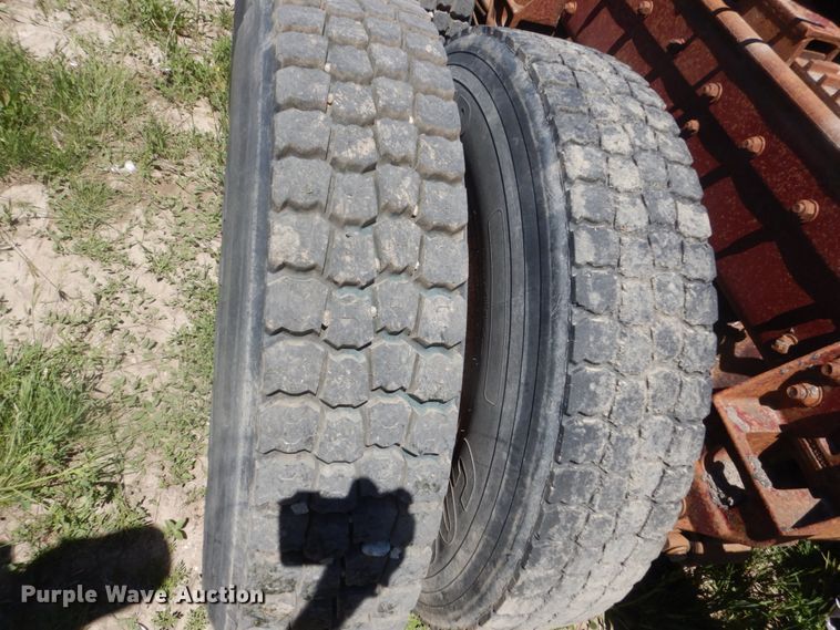 image for item GA9053 1989 Freightliner FLD  semi truck