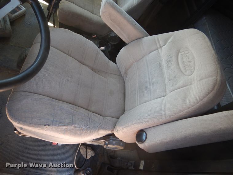 image for item GA9054 1994 Peterbilt 378  semi truck