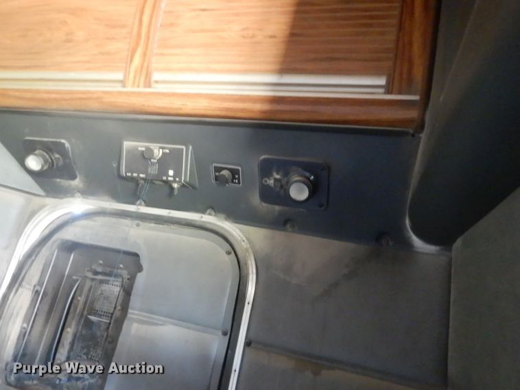 image for item GA9054 1994 Peterbilt 378  semi truck