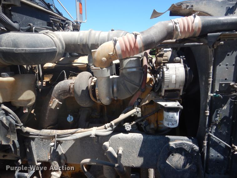 image for item GA9054 1994 Peterbilt 378  semi truck