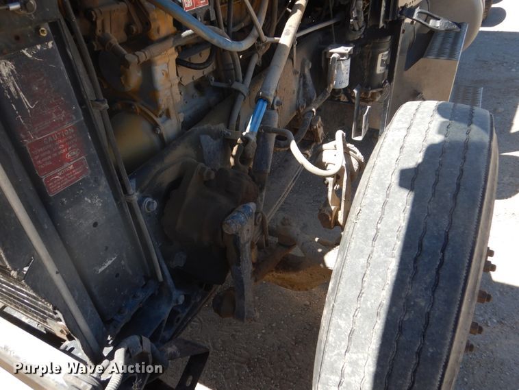 image for item GA9054 1994 Peterbilt 378  semi truck