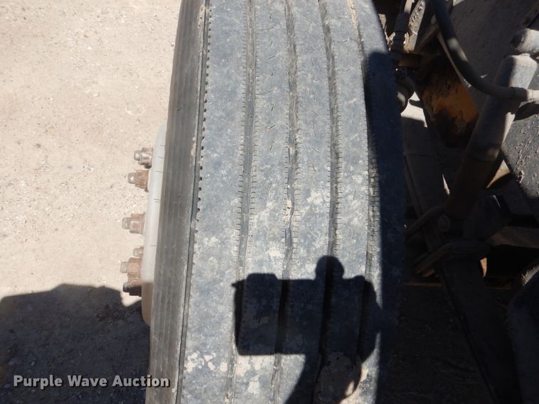 image for item GA9054 1994 Peterbilt 378  semi truck