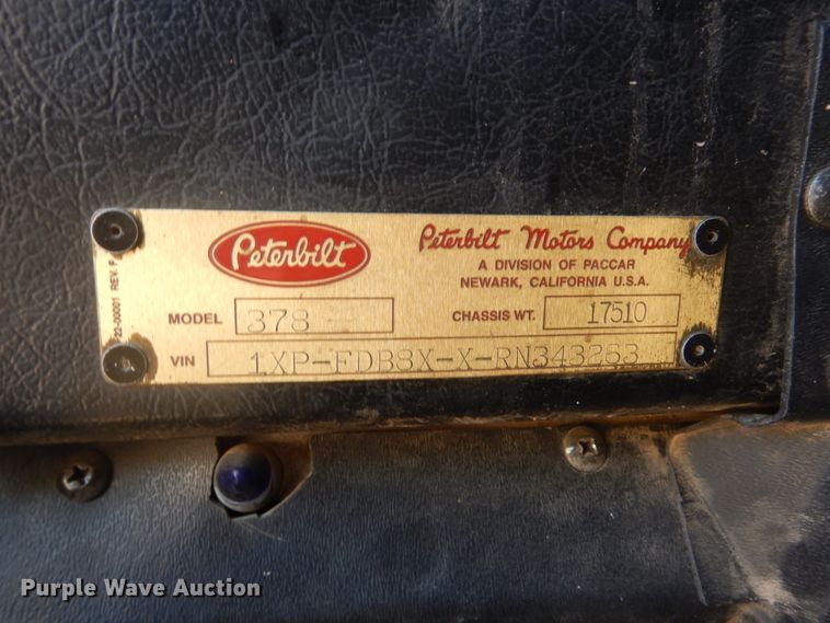 image for item GA9054 1994 Peterbilt 378  semi truck