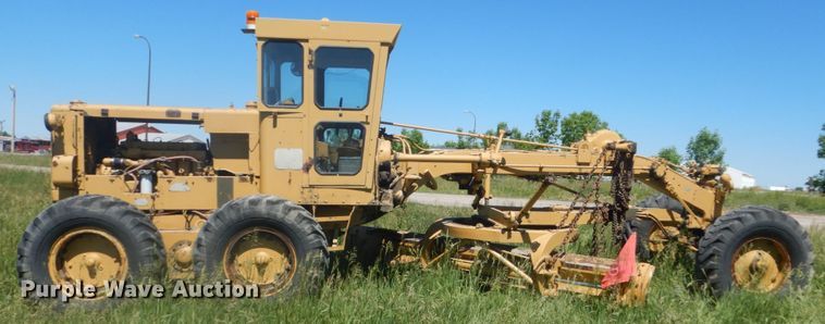 image for item GA9058 Caterpillar 120  rigid frame motor grader