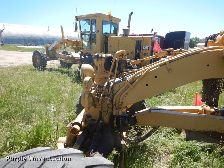image for item GA9058 Caterpillar 120  rigid frame motor grader