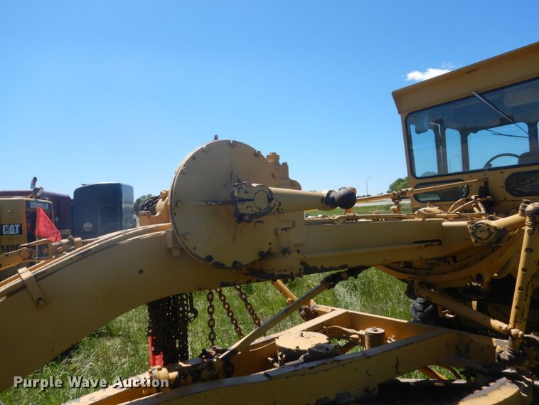 image for item GA9058 Caterpillar 120  rigid frame motor grader