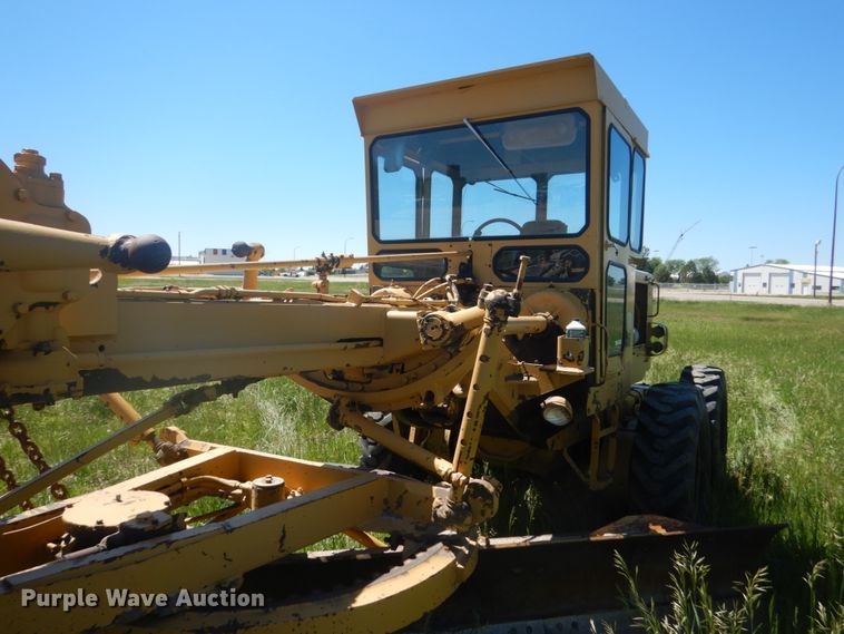 image for item GA9058 Caterpillar 120  rigid frame motor grader