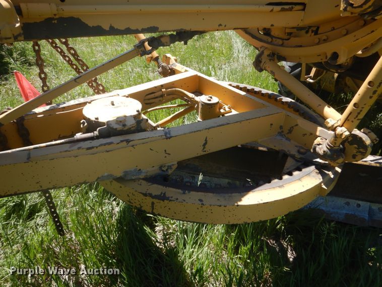 image for item GA9058 Caterpillar 120  rigid frame motor grader