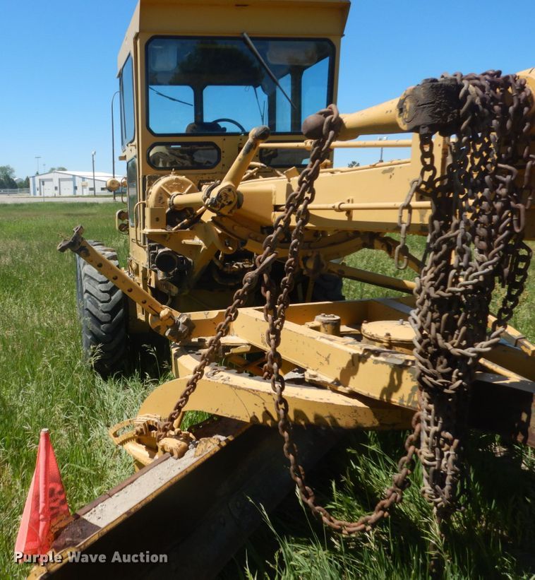 image for item GA9058 Caterpillar 120  rigid frame motor grader