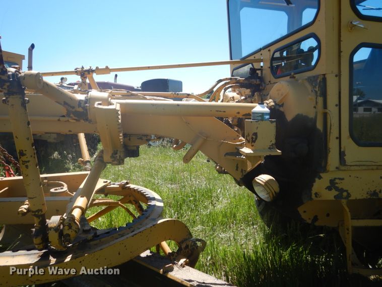 image for item GA9058 Caterpillar 120  rigid frame motor grader