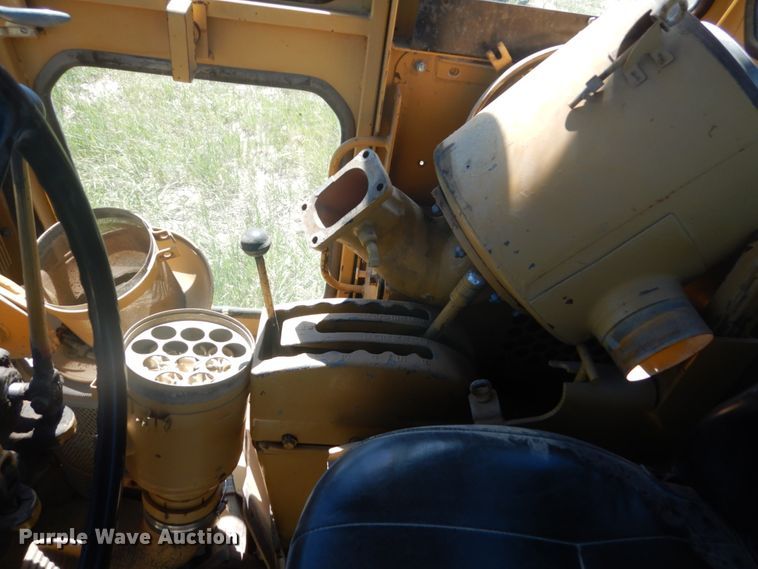 image for item GA9058 Caterpillar 120  rigid frame motor grader