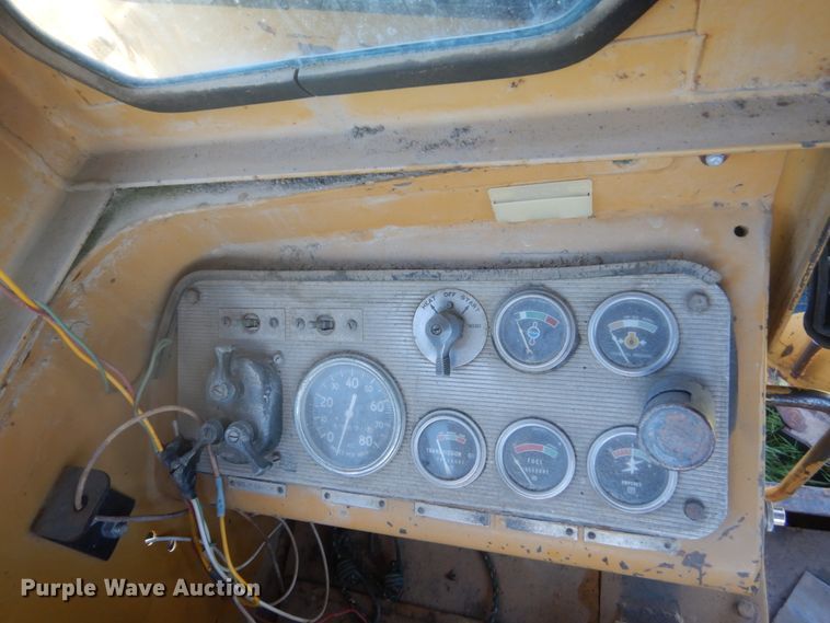 image for item GA9058 Caterpillar 120  rigid frame motor grader