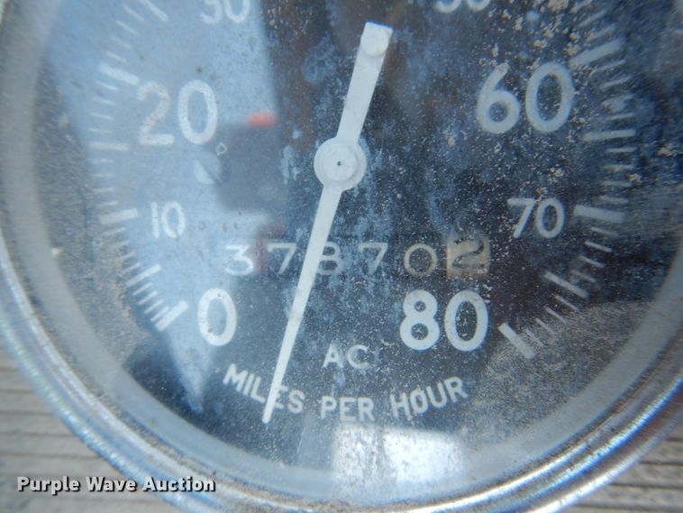 image for item GA9058 Caterpillar 120  rigid frame motor grader