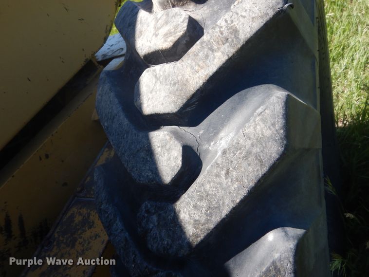 image for item GA9058 Caterpillar 120  rigid frame motor grader