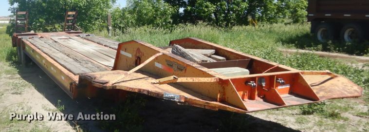 image for item GA9059 1970 Transport Trailer GPYT127FM equipment trailer