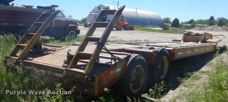 image for item GA9059 1970 Transport Trailer GPYT127FM equipment trailer