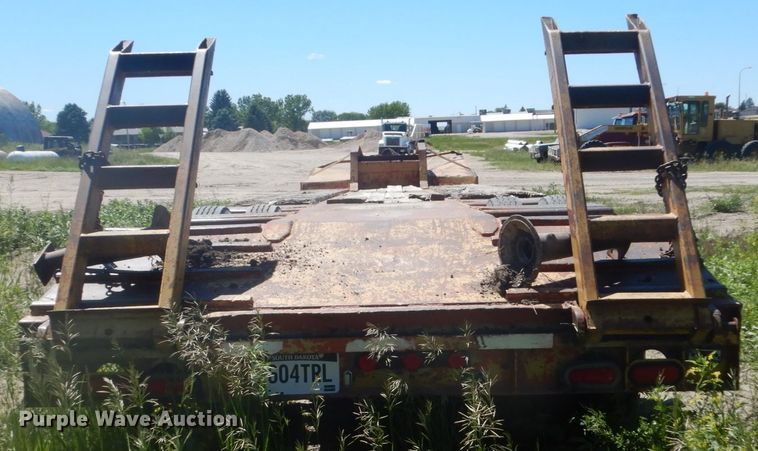 image for item GA9059 1970 Transport Trailer GPYT127FM equipment trailer