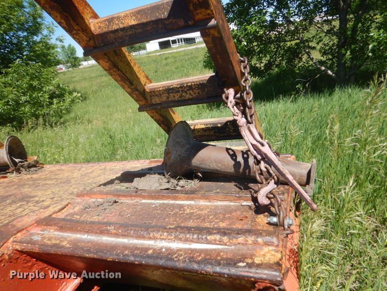 image for item GA9059 1970 Transport Trailer GPYT127FM equipment trailer