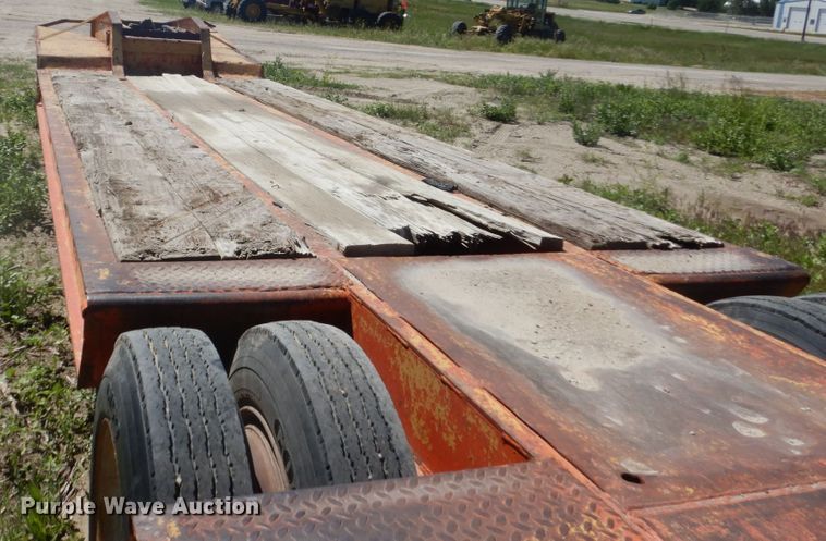 image for item GA9059 1970 Transport Trailer GPYT127FM equipment trailer