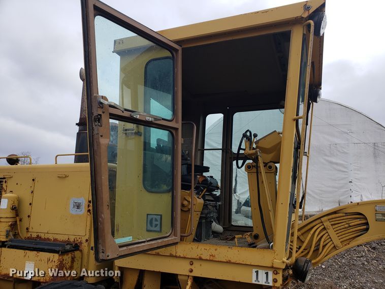 image for item GA9474 1988 Caterpillar 120G motor grader