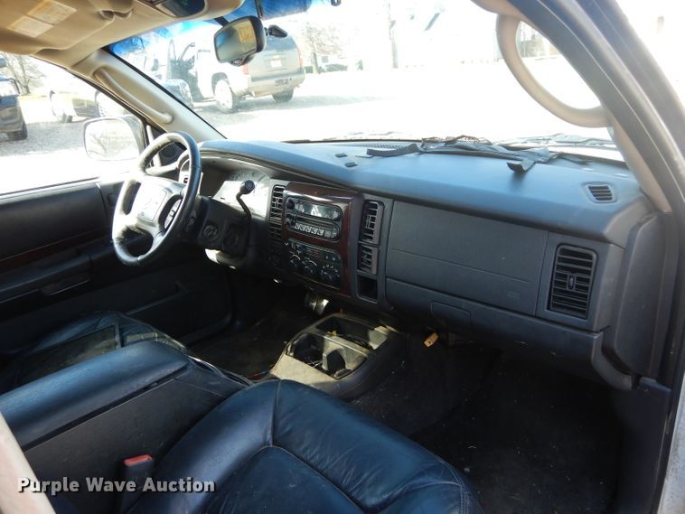 image for item GK9116 2002 Dodge Durango  SUV