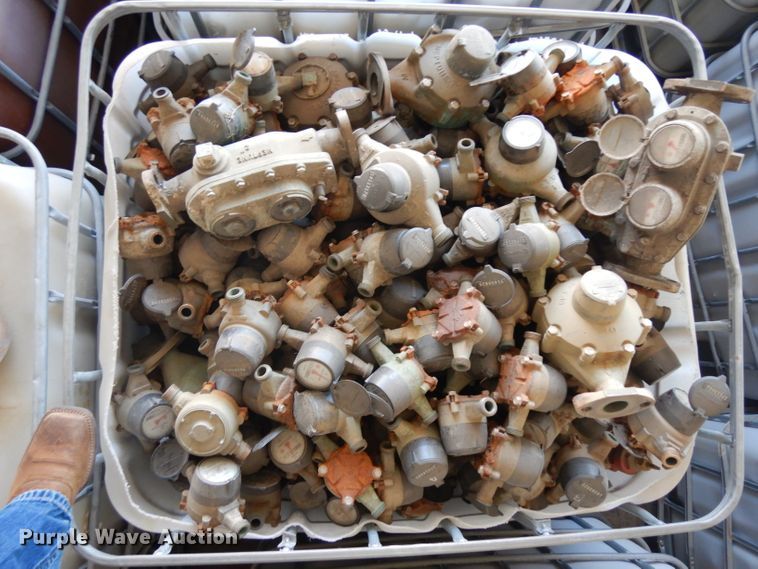 image for item GO9863 (12) totes of water meters