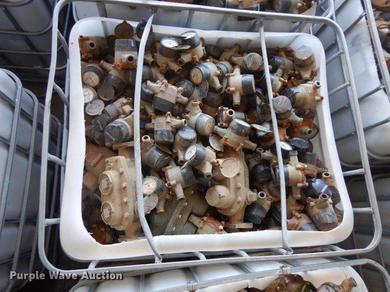 image for item GO9863 (12) totes of water meters