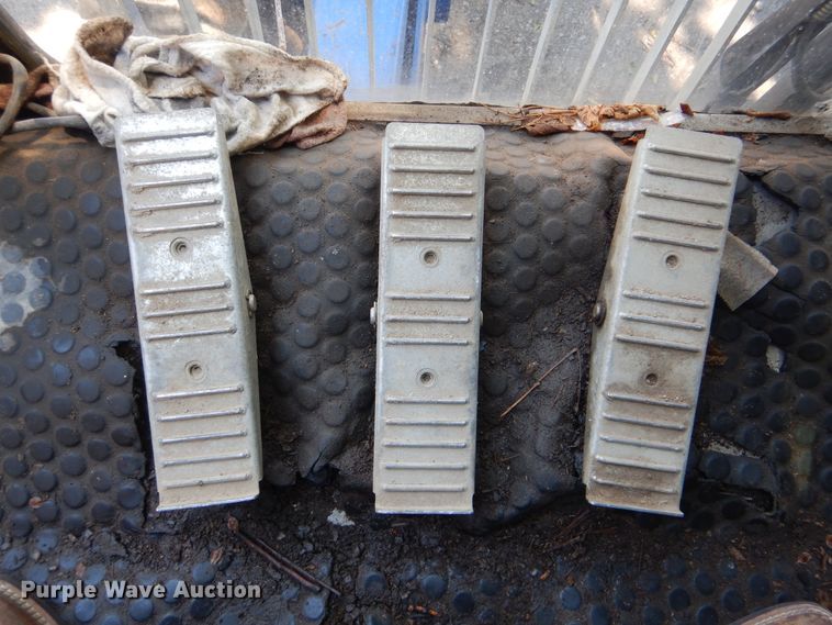 image for item GO9936 Kaiser S2-4  rubber tire excavator