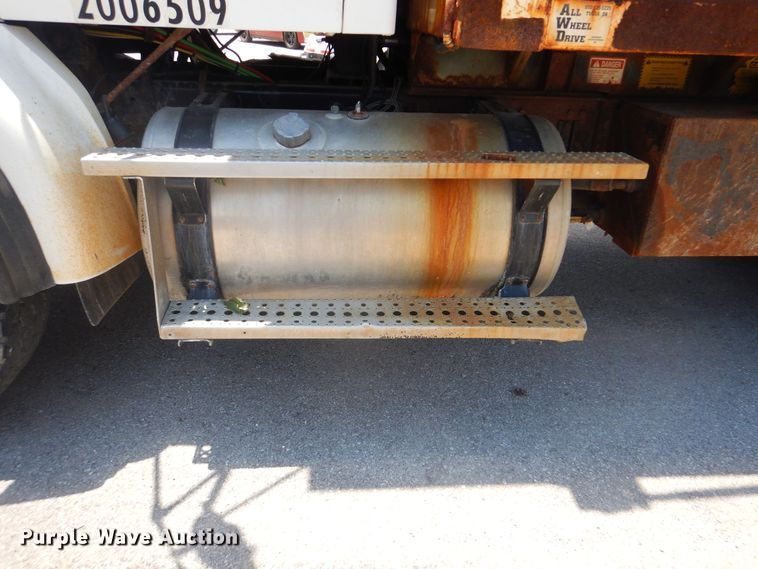 image for item GO9942 2006 Sterling LT8500  dump truck