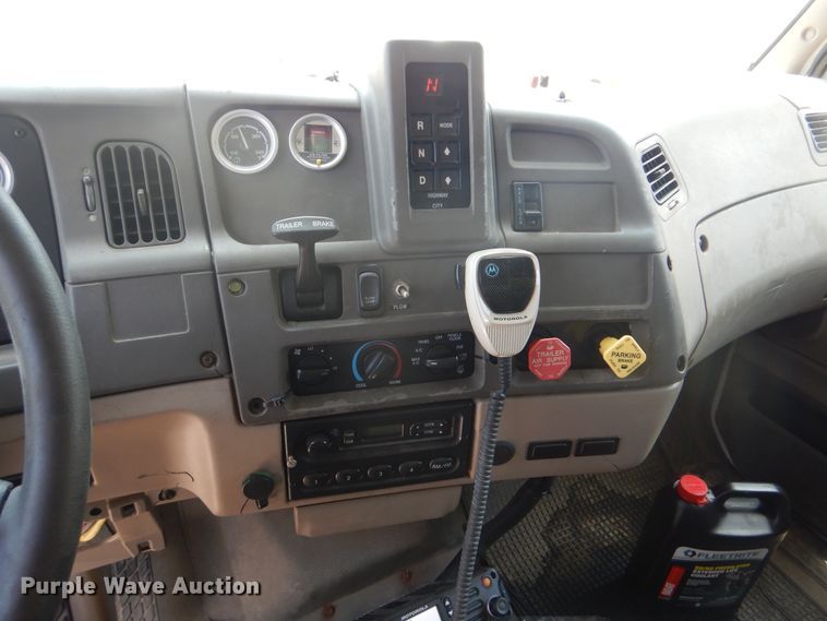 image for item GO9942 2006 Sterling LT8500  dump truck