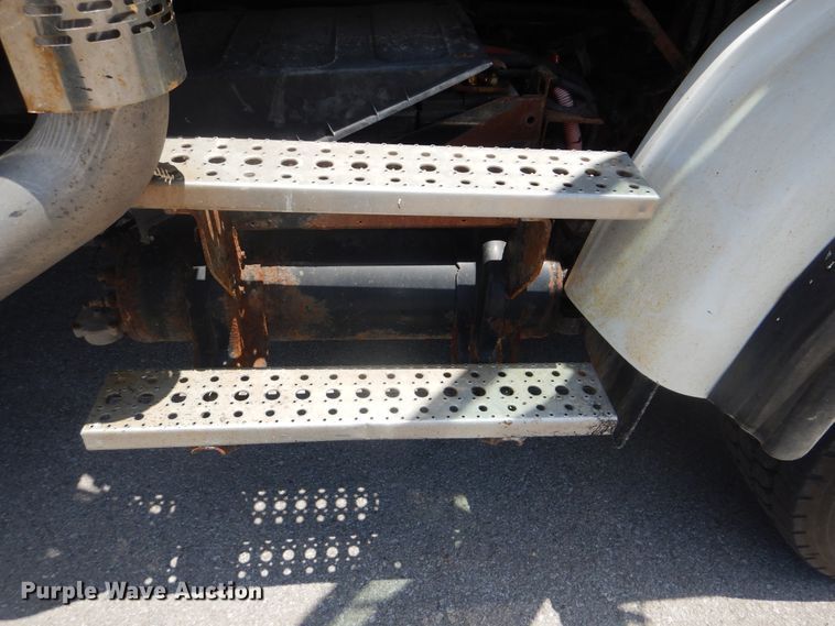 image for item GO9942 2006 Sterling LT8500  dump truck