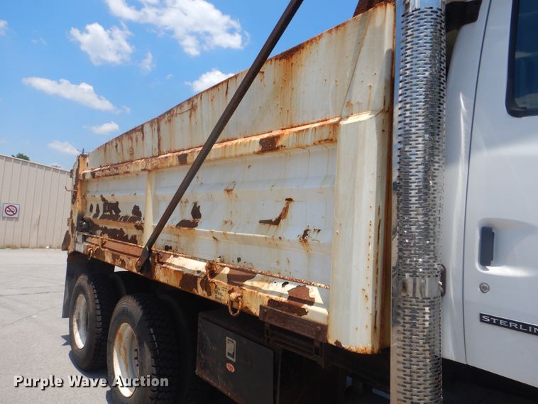 image for item GO9942 2006 Sterling LT8500  dump truck