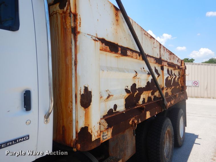 image for item GO9942 2006 Sterling LT8500  dump truck