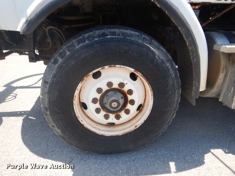 image for item GO9942 2006 Sterling LT8500  dump truck