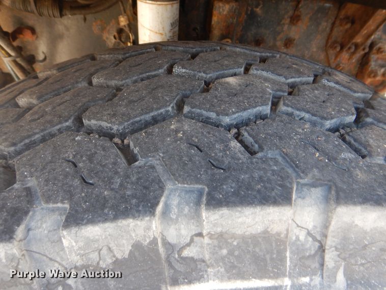 image for item GO9942 2006 Sterling LT8500  dump truck